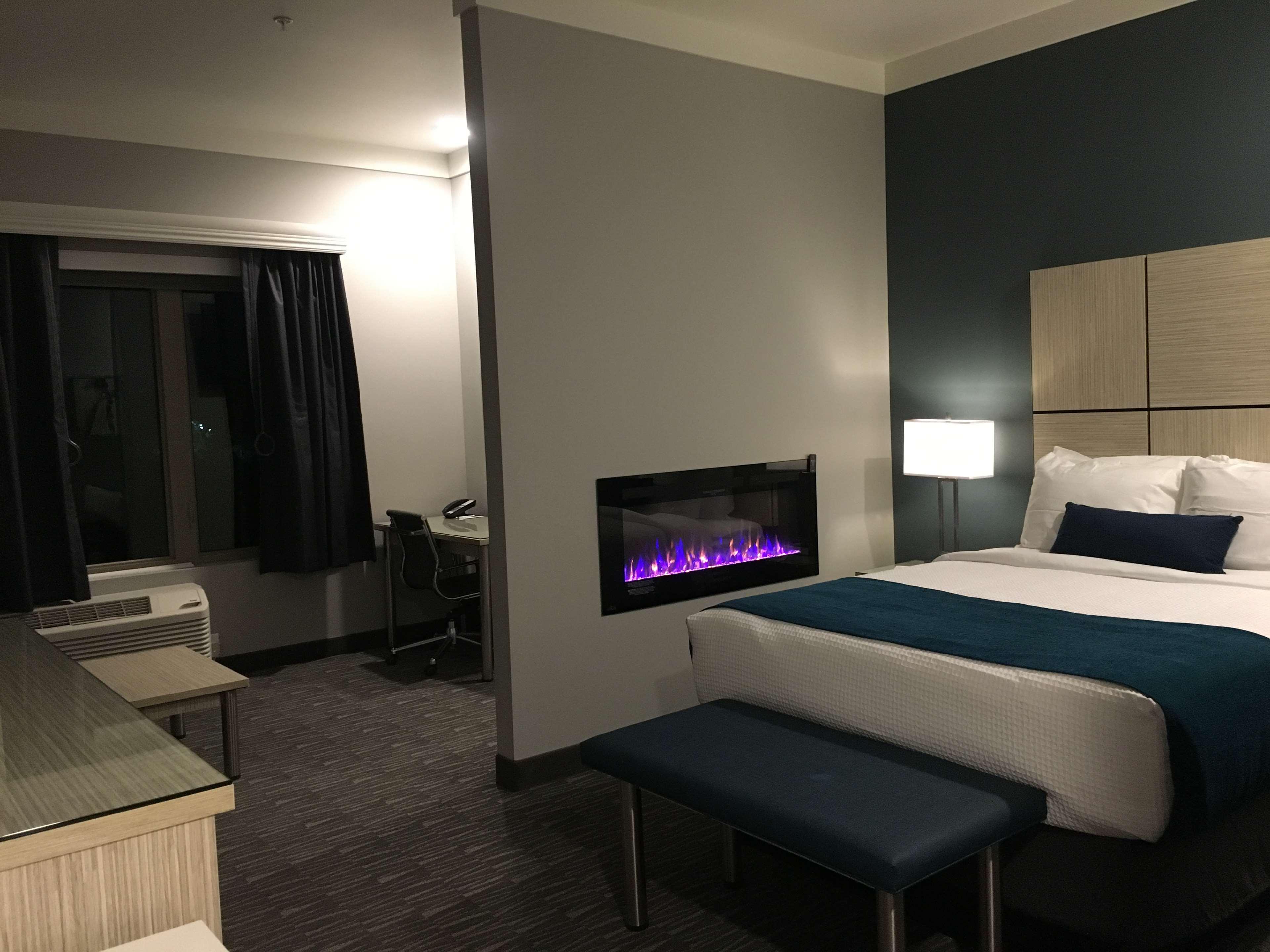 Best Western Premier Peppertree Inn at Bend Exterior foto
