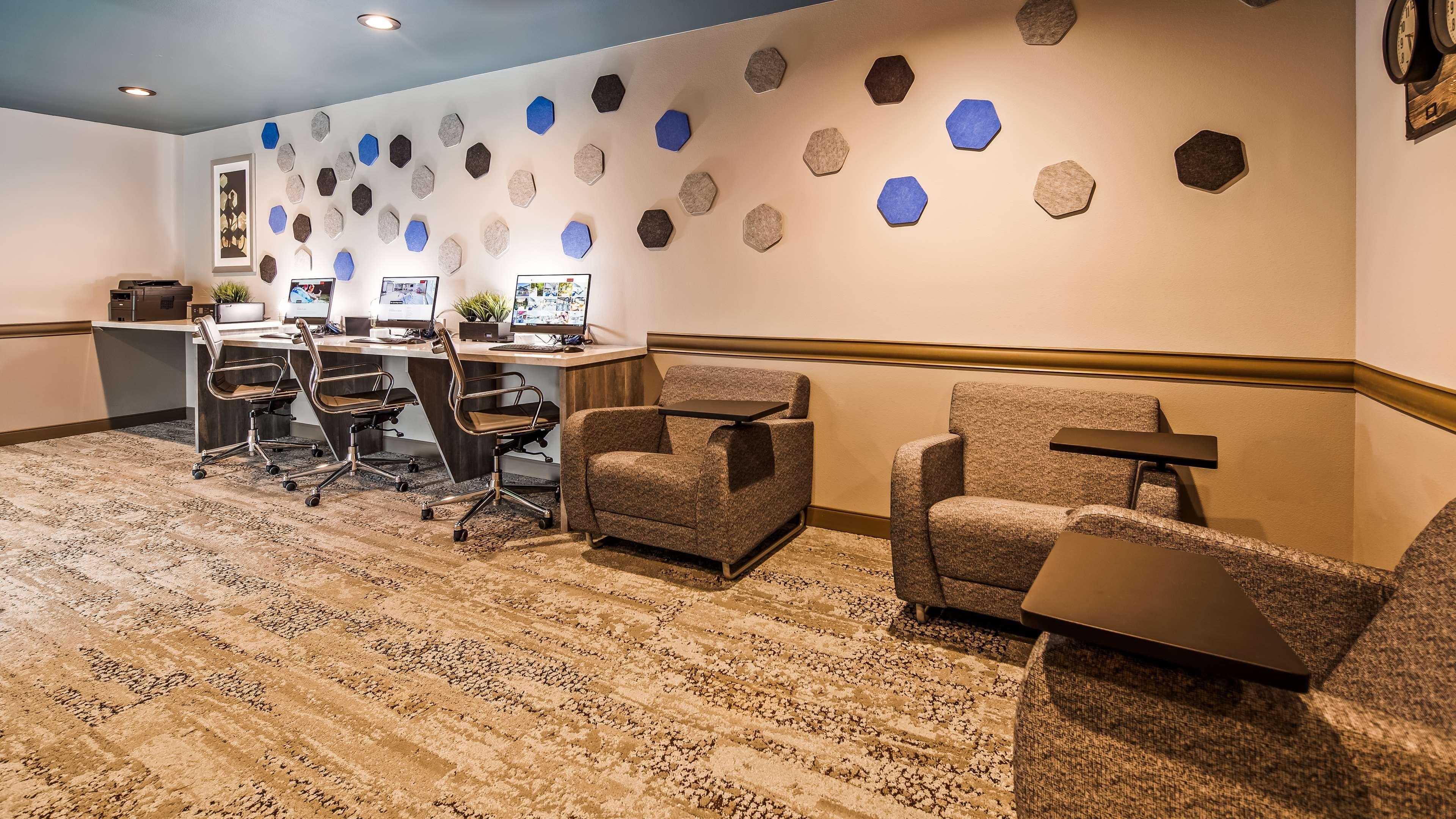 Best Western Premier Peppertree Inn at Bend Exterior foto