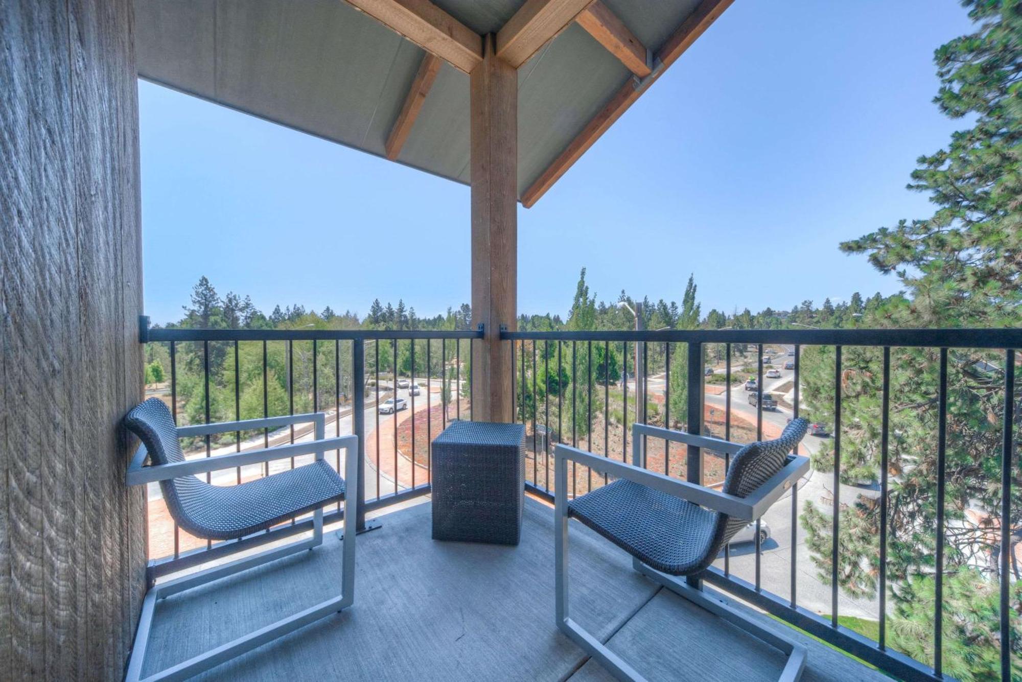 Best Western Premier Peppertree Inn at Bend Exterior foto